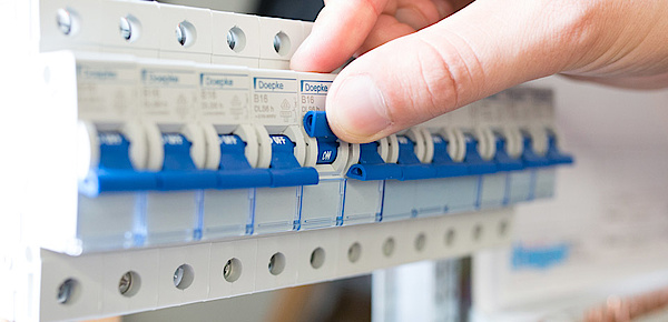 Schalt­schrank­bau bei Gunkel Elektro GmbH in Sinntal